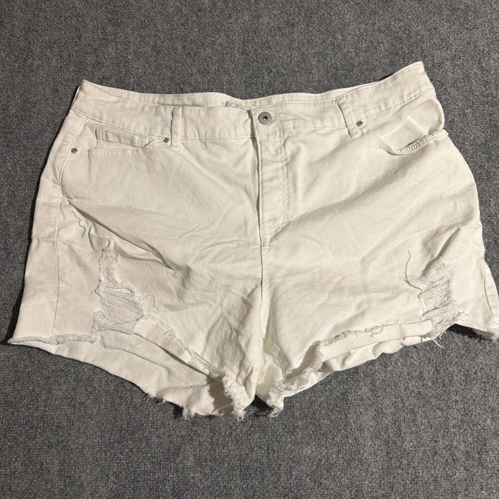 Sofia Jeans Lila Shorts Womens 20W White Distressed Stretchy Cutoffs Denim